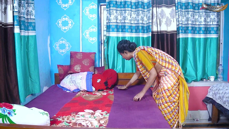 Desi Bold Movies: Desi Honry Step Mother and Her Step Daughter Threesome Hardcore...