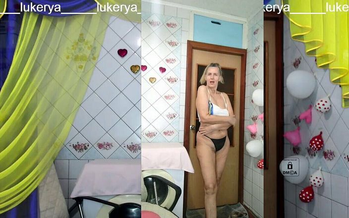 Cherry Lu: आज फिर से बूढ़ी हंसमुख lukerya उपयोगकर्ताओं के साथ फ्लर्ट करती है और गोरे कपड़ों में अपने लटकते प्राकृतिक स्तनों के साथ उन्हें लुभाती है
