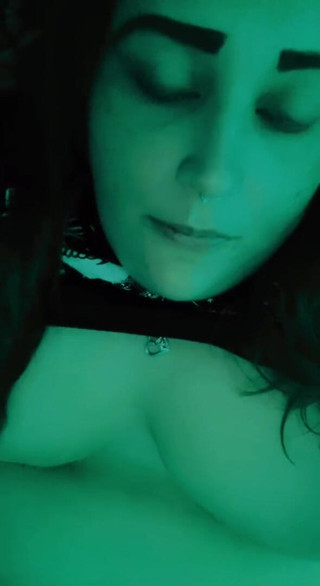 Nikki Danzig: Natte en behoeftige bbw