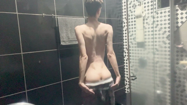 Kedoimath: Kedoimath - a Twink Just Showing Your Body Before Shower