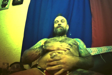 Phillholes: Enjoingbsex solo