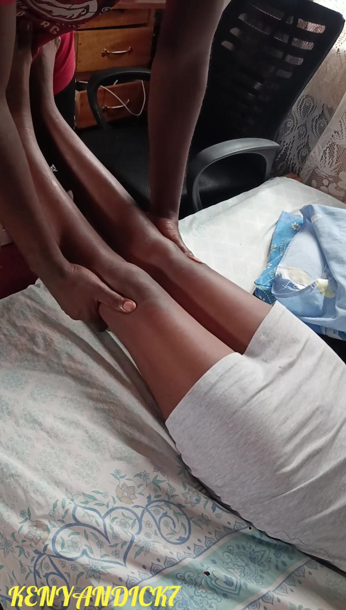 Kenyan Dick7: เย็ดยามเช้ากับสาวผิวดำตัวเล็กหีขนดก เธอครางเสียวไม่หยุด