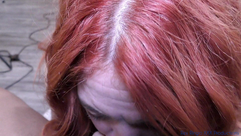 Rex Ringo XXX Productions: Cheerleader lutscht den headcoach