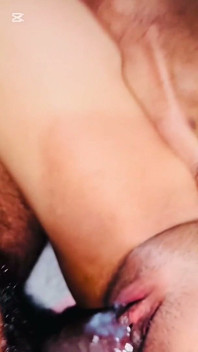 Krásný pár domácí sex s creampie uvnitř