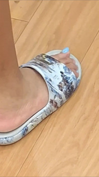 치료로 발을 존경하는 라인에서
