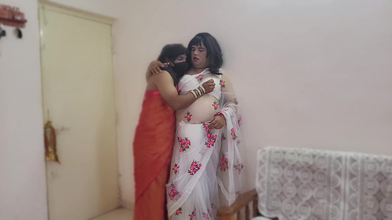 Indiansissychubby: Chinal'ın Bana Hizmet Etmesi Gerekiyor