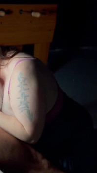 Laci foxx ve 38g göğüsleri yaraktan erken çıkıyor