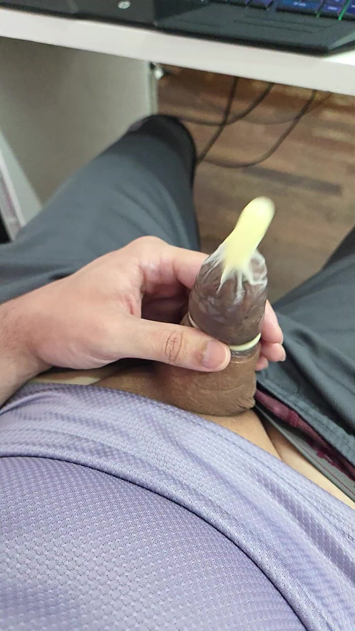 Lkdick8: Kondom penuh air mani