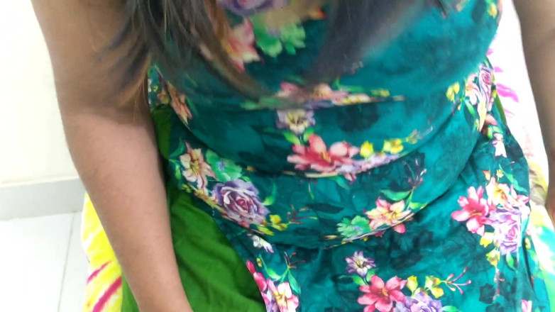 Heartpoint: घर में मेरी कामकाजी लड़की को चोदना