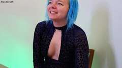 AlexaCrush: Podstępna robota przy stole