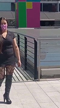 Șeful soțului meu mi-a rupt curul de Ziua Îndrăgostiților ne-am întâlnit la mall- am expunut pentru el