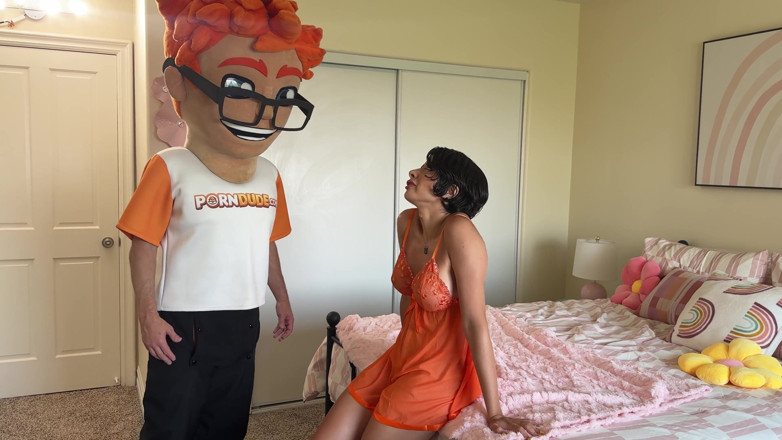 PornDudeCasting: Daya Dare Meets Her New Neighbor, Porn Dude