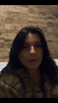 Milfycalla- Pee Play in Bathtub While Wearing a Fur Coat and Pantyhose