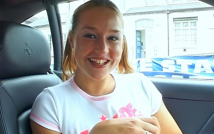 Ben Dover Movies: Sammi ile buttmania (yükseltildi)