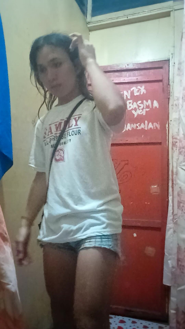 Reynalda Paler: Badend in Cr om de goede schoonheid te ruiken en...