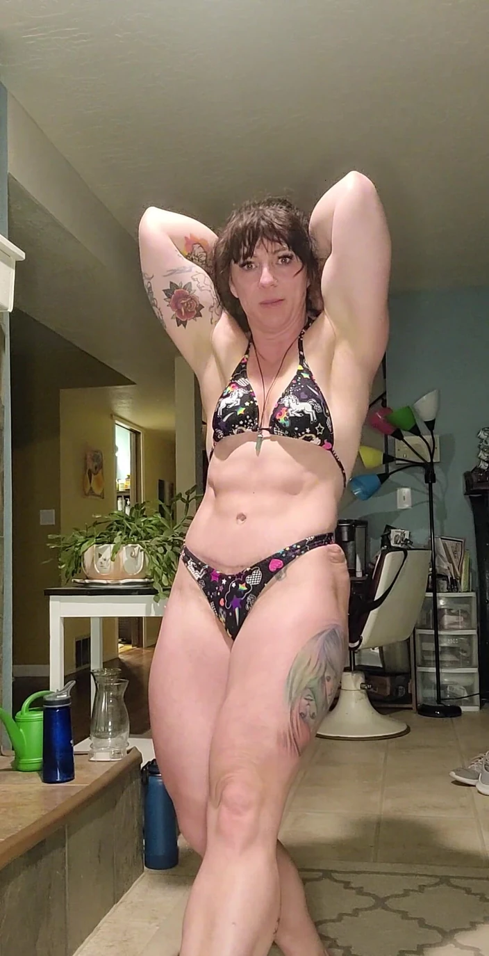 Pump My Clit and Squirt ft. Ecko Belle: Muscular Woman, Big Clit,  Squirting, Tattoo, Female Masturbation Porn | Faphouse