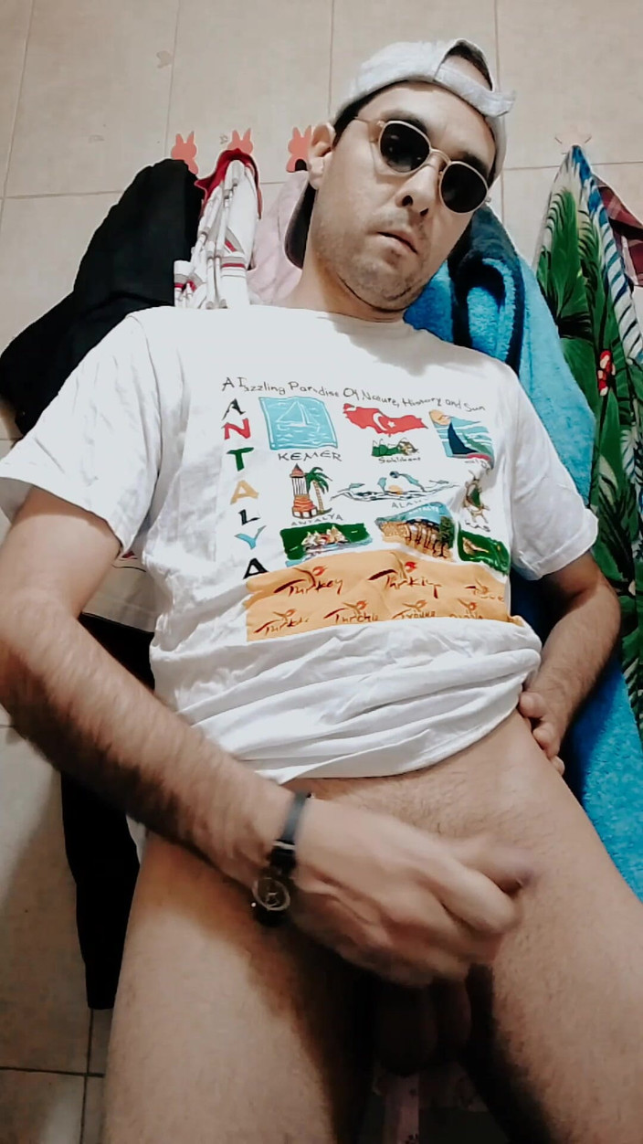 Willy Alexandru Petre: Con cu ngon lành và tinh dịch ngon lành