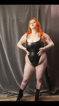 Big, Bodacious and Shiny I Need Someone to Keep Me Shiny. Are You Volunteering?