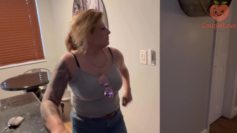 CoupleLove91783: Vacation with Stepmom