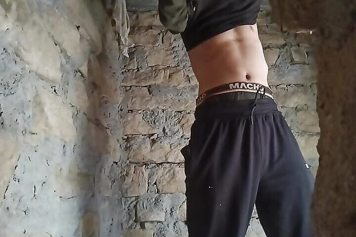 Gangbang straight: リヤの結婚記念日にオーストラリアで初めて入浴