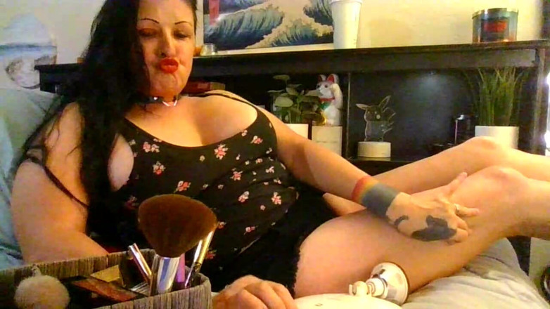 Abby Anna: Maquillage, lèvres de canard, rouge à lèvres