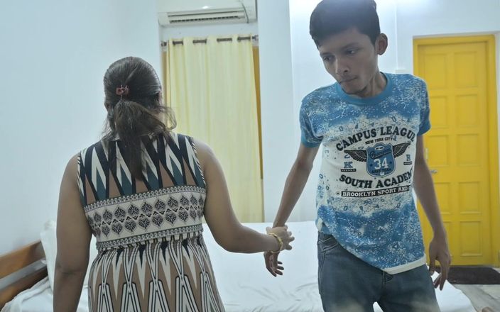 Indian porno creator: 年轻的18岁男孩在酒店操成熟的印度色情明星