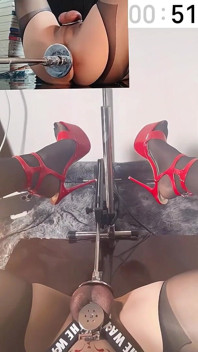 Orgasmul Distructiv Al Electroșocului M-a Copleșit, Făcând Să-mi Tocurile Înalte În Cameră
