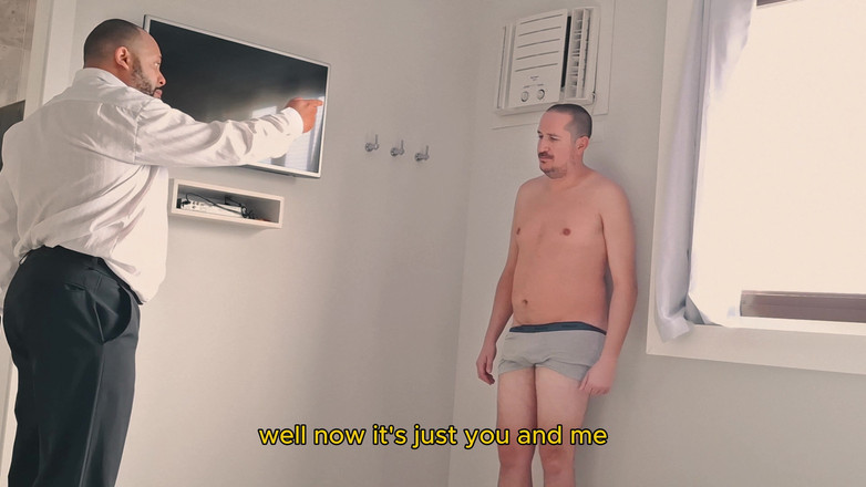 Punchbagplz: Bearzinho Black - cuộc thẩm vấn nô lệ của người đòi nợ