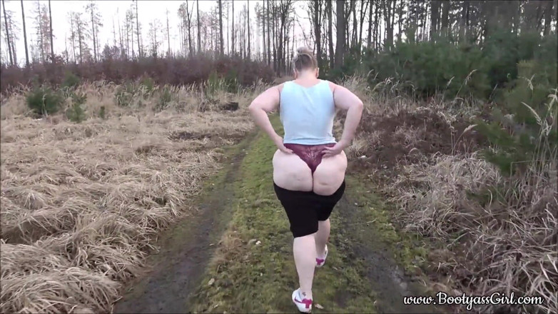 Bootyass Girl: Scopata in natura