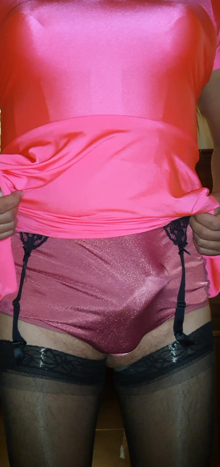 Sexy shinny clothes: 90er cheerleader-Sissy-anzug, super hell und eng