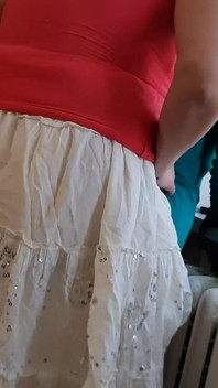 Due studentesse lesbiche vengono beccate dall'insegnante