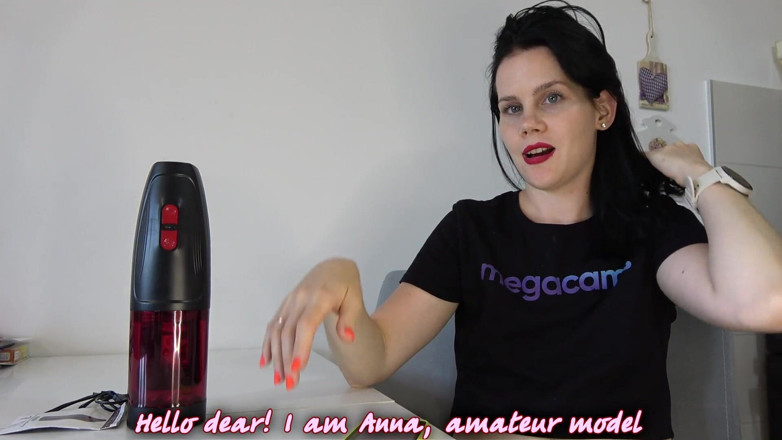 Anna Sky: Reclamă cu jucărie de la magazinul Sohimi