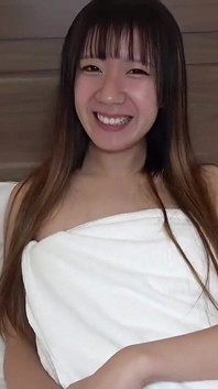 Ocensurerad - 171 cm lång smal skönhet, söta utseende visar inte sin vilda sida, rå creampie och svälja