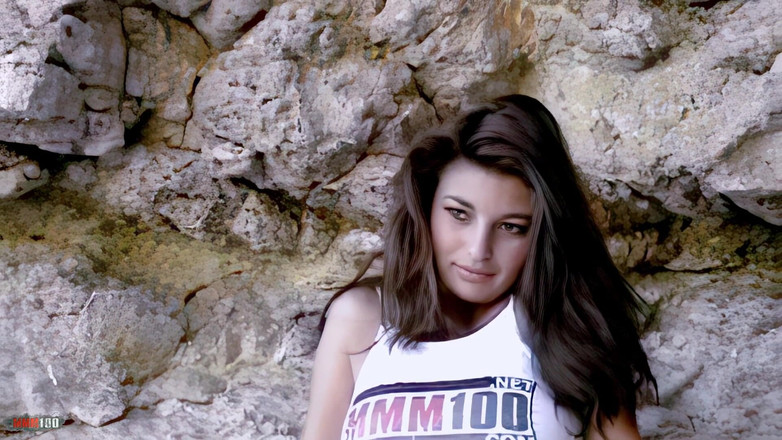 MMM100: Carla la joven francesa Carla filmada con la camiseta mmm100