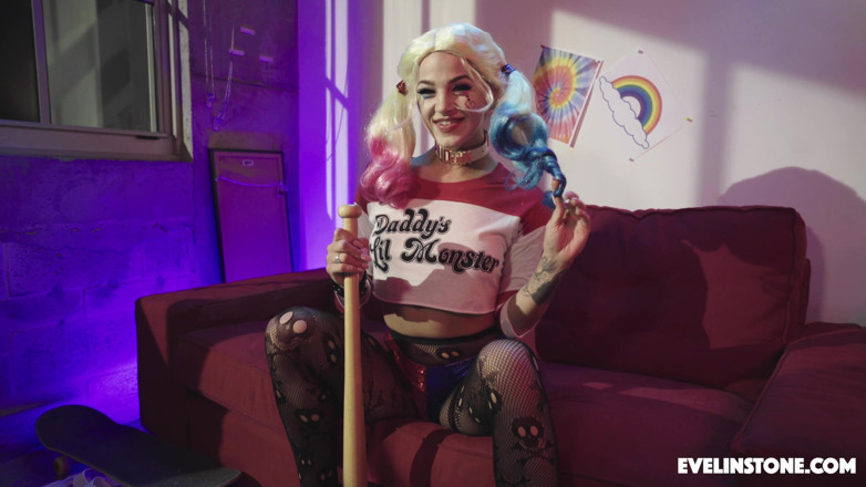 Evelin Stone: Harley Quinn Sph PAWG JOI