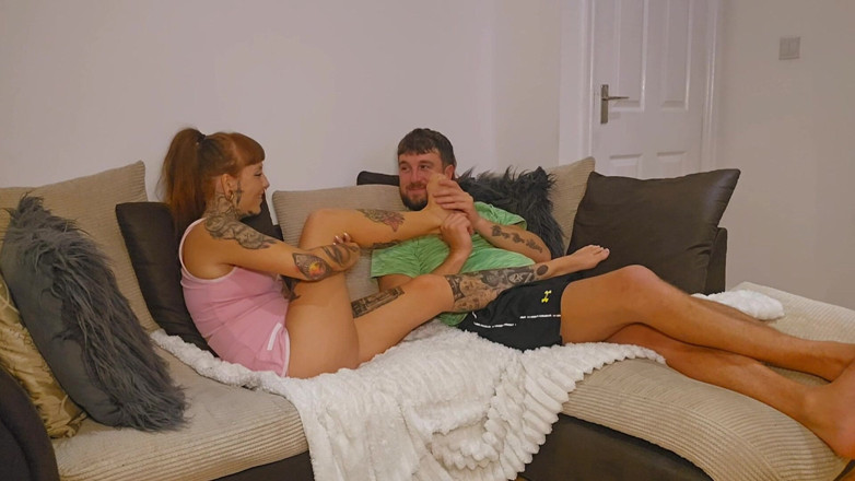 Yourfavecumslut: Sweaty Feet Worship Footjob with Huge Cumshot