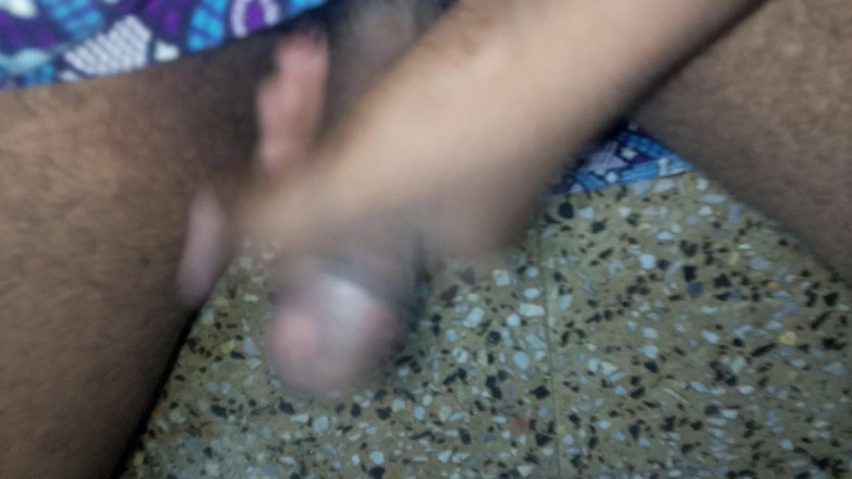 Hungry cliff: Memek istri lily Indiaku lagi asik jilat memek pakai sperma...