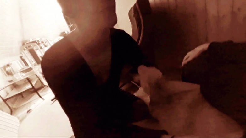 KittieNoOne: 我喜欢他的鸡巴