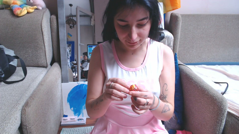 lanalovacutie: Sucking a Lollipop