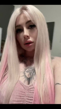 When Evening Falls and the City Is Covered with a Carpet of Stars