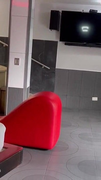 Latina Culona Cachonda Se Folla Al Jardinero Vergón Y Acaba Llena De Leche