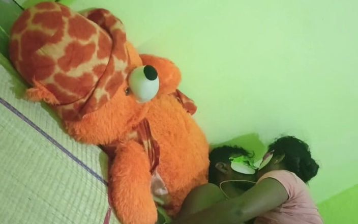 Mahikuma18: Indické páry mají romantiku a líbání krásné