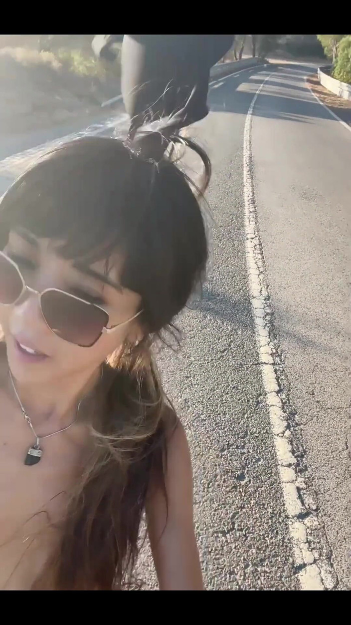 DaringKiara: Ich brauche eine fahrt