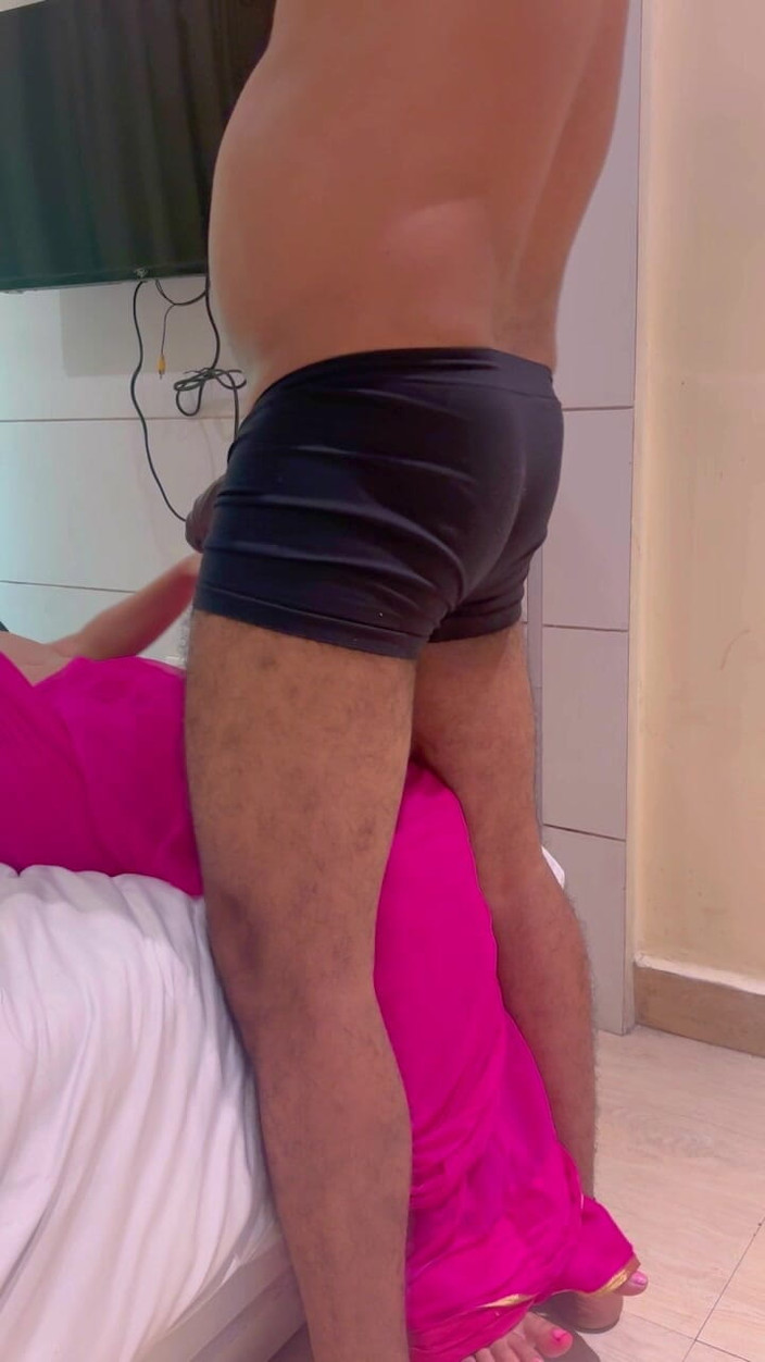 Dashing Danish: सेक्सी फिगर वाली हॉट भारतीय दिल्ली लड़की के साथ रोमांस - भारतीय देसी हिंदी सेक्स पोर्न XXX Mms वायरल