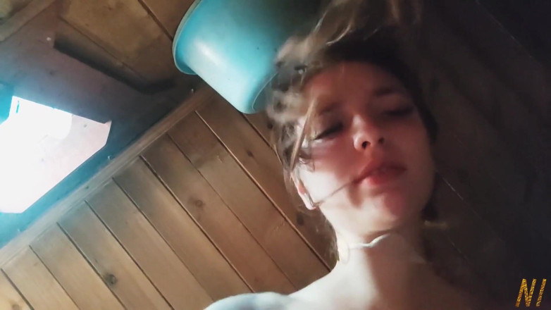 Vika Lita: Parte 2 - Boné Vermelho na Sauna