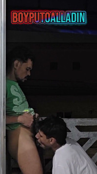 O Macho Colocou a Rola Na Minha Boca Ate O Talo