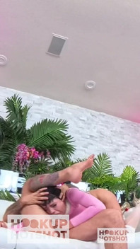 Becca Barbie è dipendente dal cazzo hardcore di nade nasty!