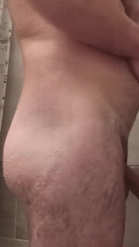 Dick pod prysznicem 1