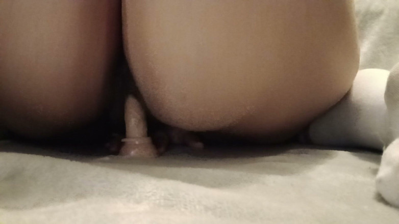 Debbie doe: Fucking My Creamy Pussy with My Dildo