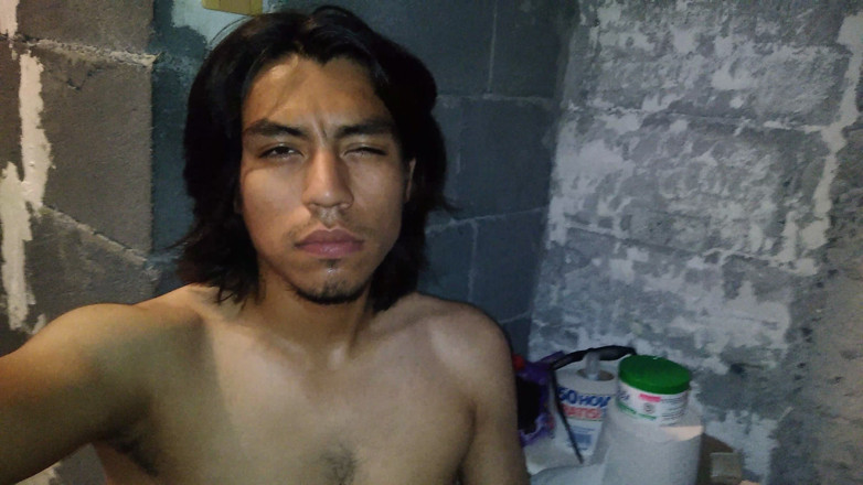 AlexAlejandro13: Komm, stiefmutter, es ist so heiß im badezimmer